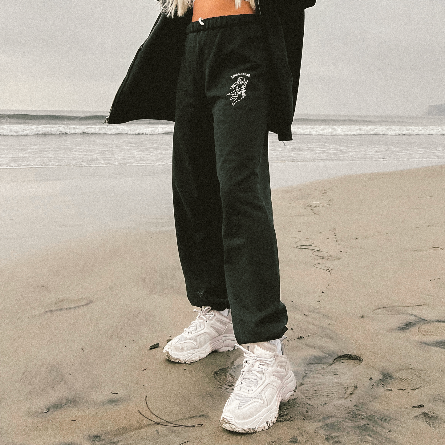 High Standards Sweatpants - Black
